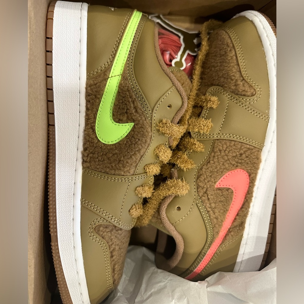 Brand new Air Jordan Low Utility GS Teddy Bear